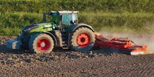 Massive Tillage: Fendt 1050 Powers Maschio Gaspardo Jumbo X 10m!